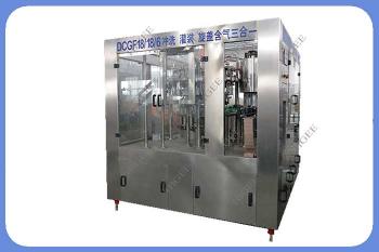 Mineral Water / Beverage / Purified Water Filling Machine ,bottled water production line (glass bottle)